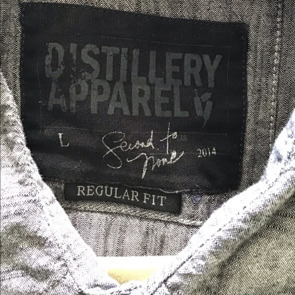 Button down tee - Picture 4 of 4